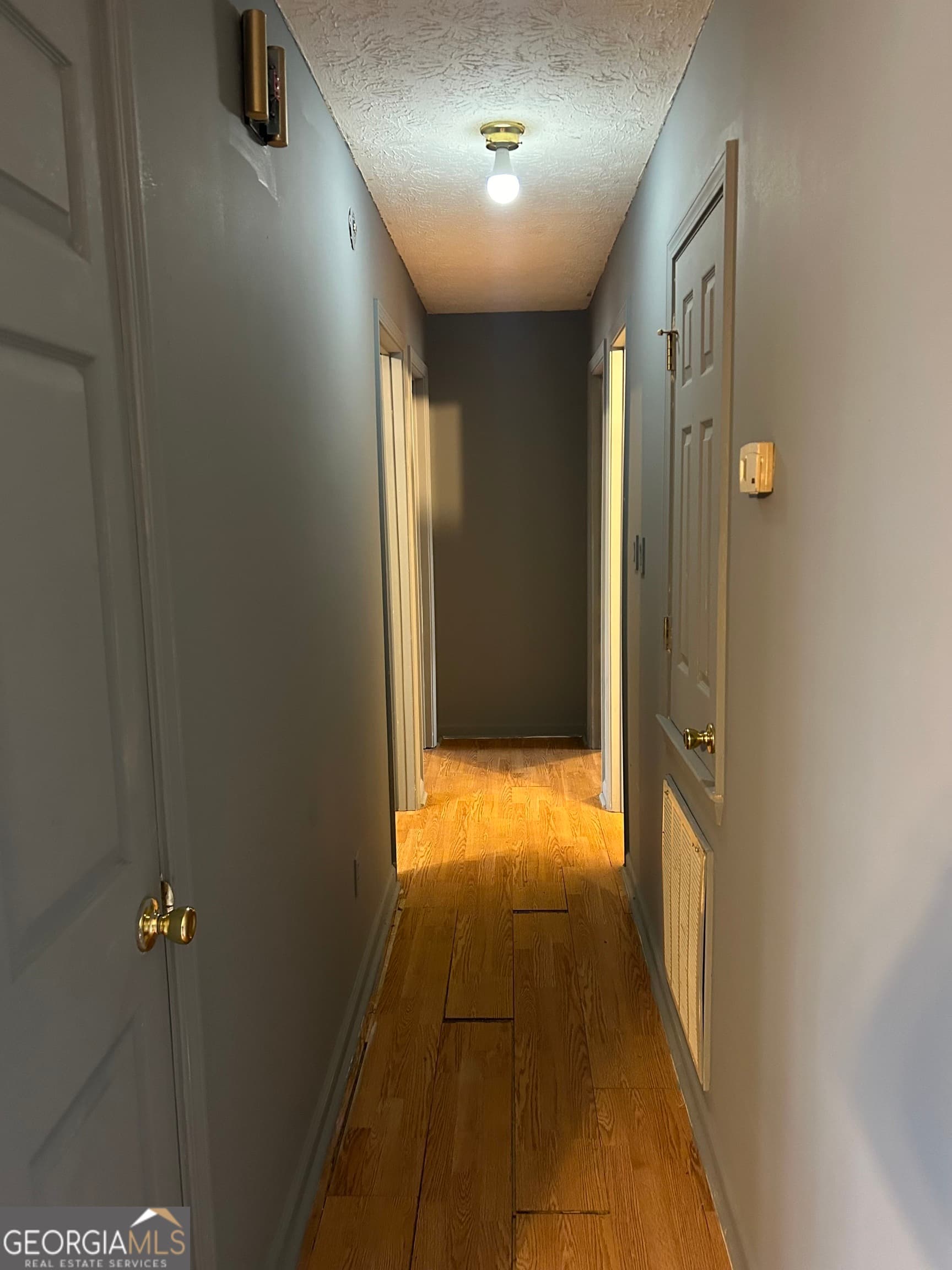 3 bedroom, 1 bathroom, 964 sq ft single family residence for sale at 162 Sherwood Loop, Mcdonough, GA 30253 — photo 8