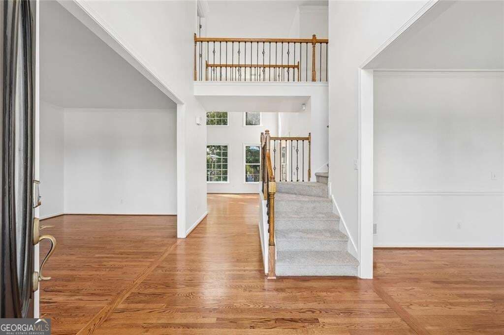 5 bedroom, 3.5 bathroom, 4,107 sq ft single family residence for sale at 2835 Live Oak Court, Cumming, GA 30041 — photo 9