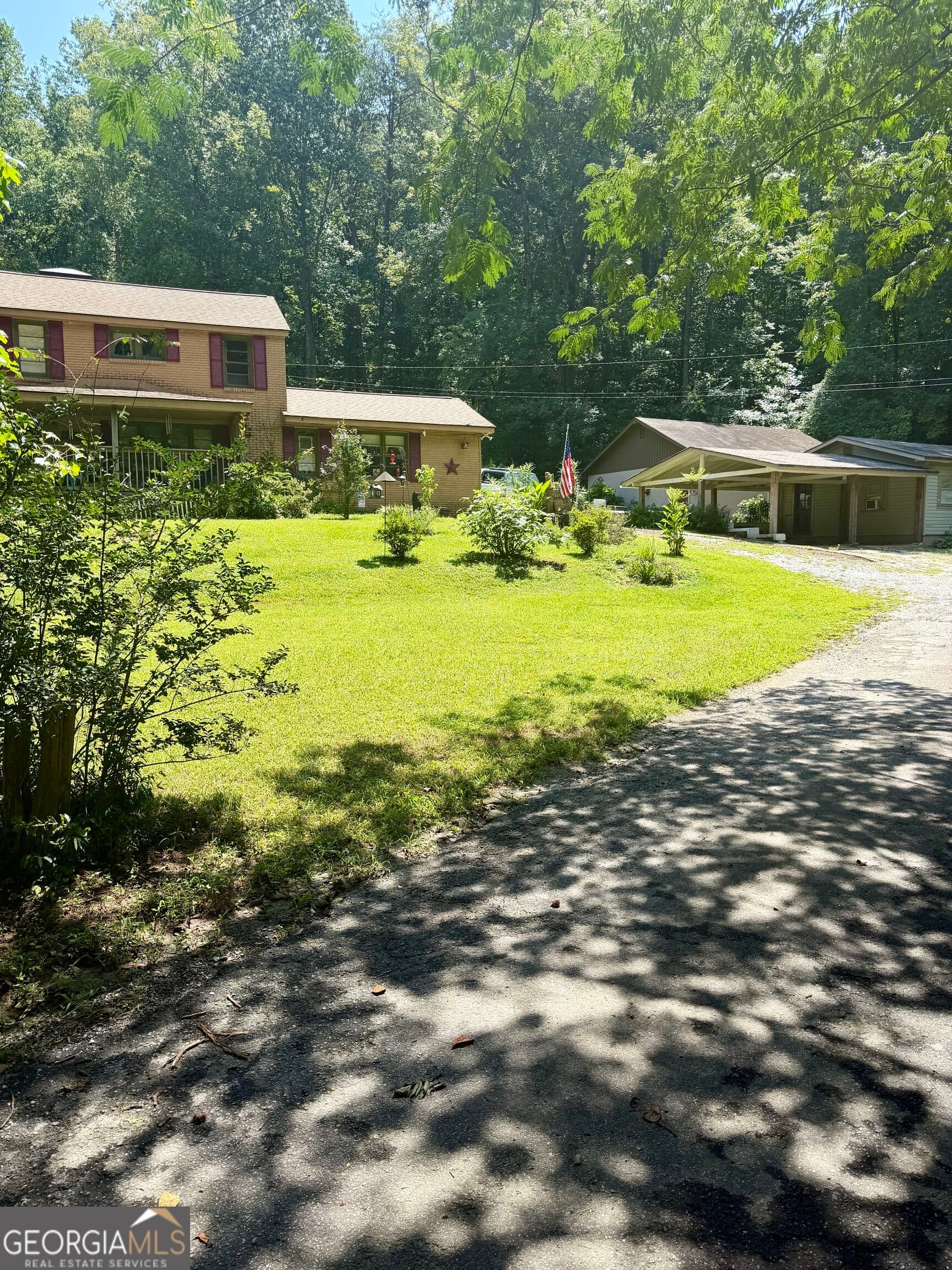 4 bedroom, 2 bathroom, 1,529 sq ft single family residence for sale at 41 Blackwell Drive, Cleveland, GA 30528 — photo 9