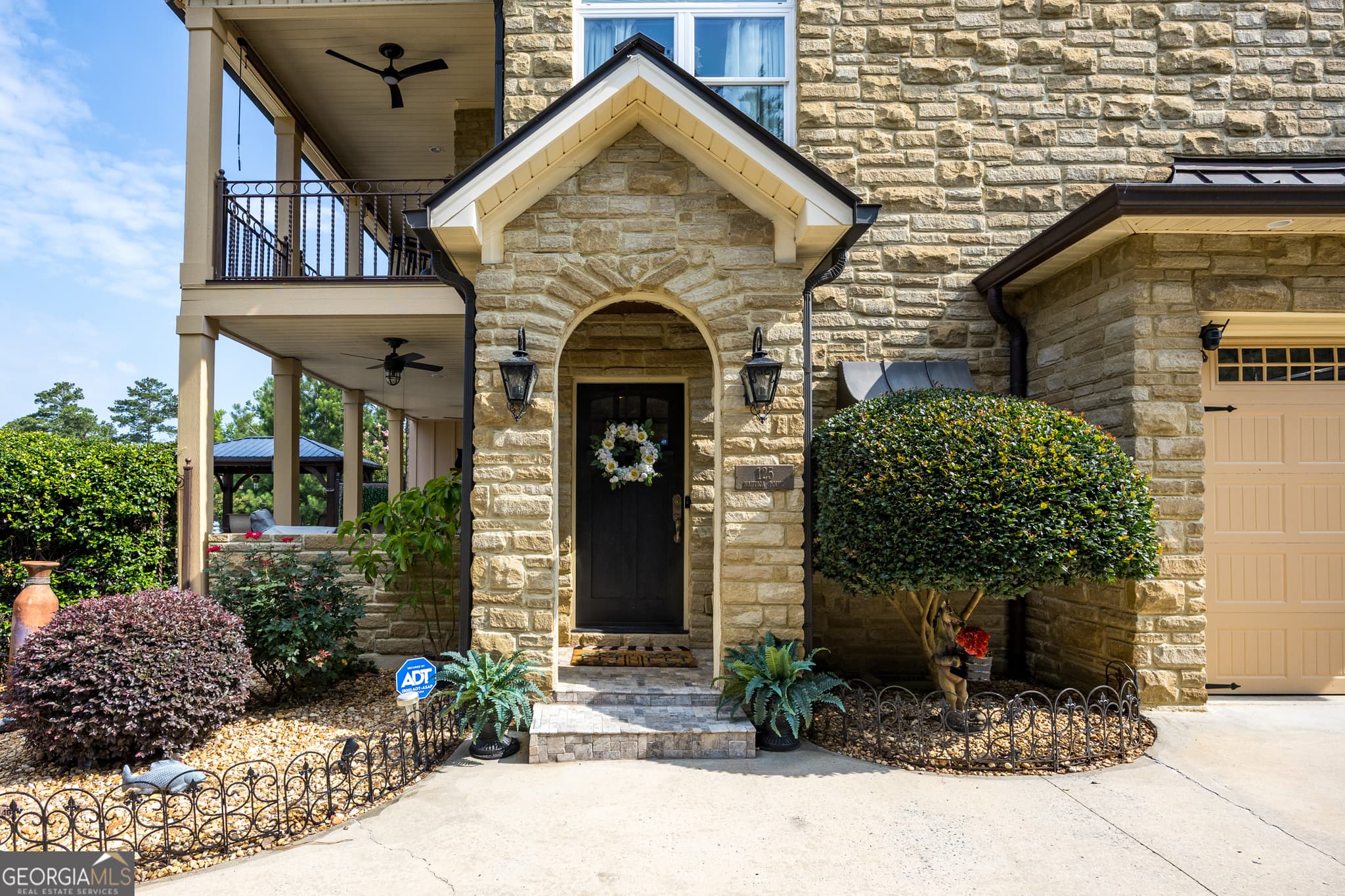 3 bedroom, 2 bathroom, 2,728 sq ft single family residence for sale at 125 Nautica, Pointe, Macon, GA 31220 — photo 6