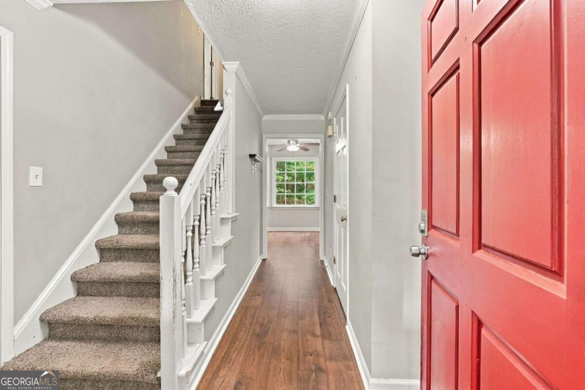 3 bedroom, 2.5 bathroom, 1,758 sq ft single family residence for sale at 3095 Chelsea Lane, Acworth, GA 30102 — photo 3