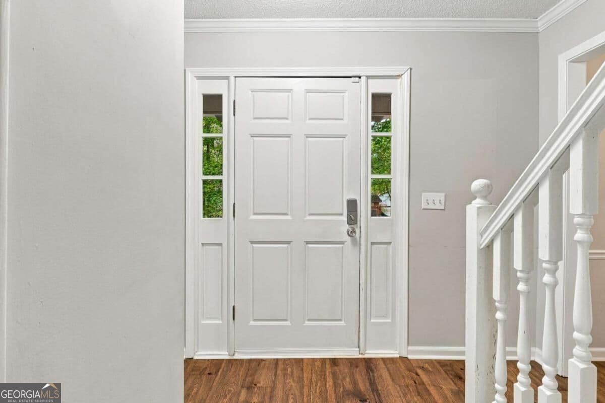 3 bedroom, 2.5 bathroom, 1,758 sq ft single family residence for sale at 3095 Chelsea Lane, Acworth, GA 30102 — photo 4