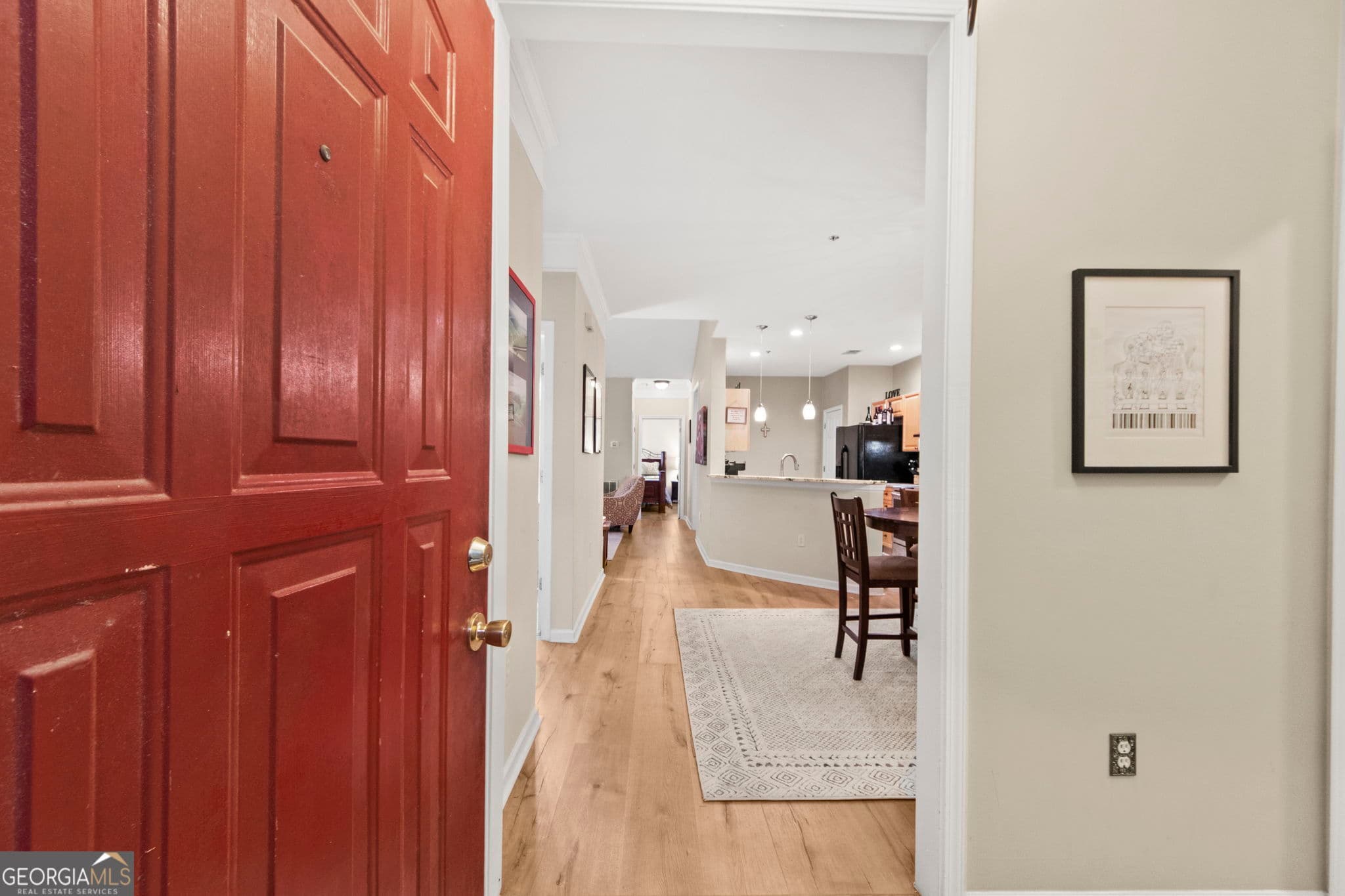 2 bedroom, 2 bathroom, 1,321 sq ft condominium for sale at 933 Sandringham Drive 933, Alpharetta, GA 30004 — photo 5