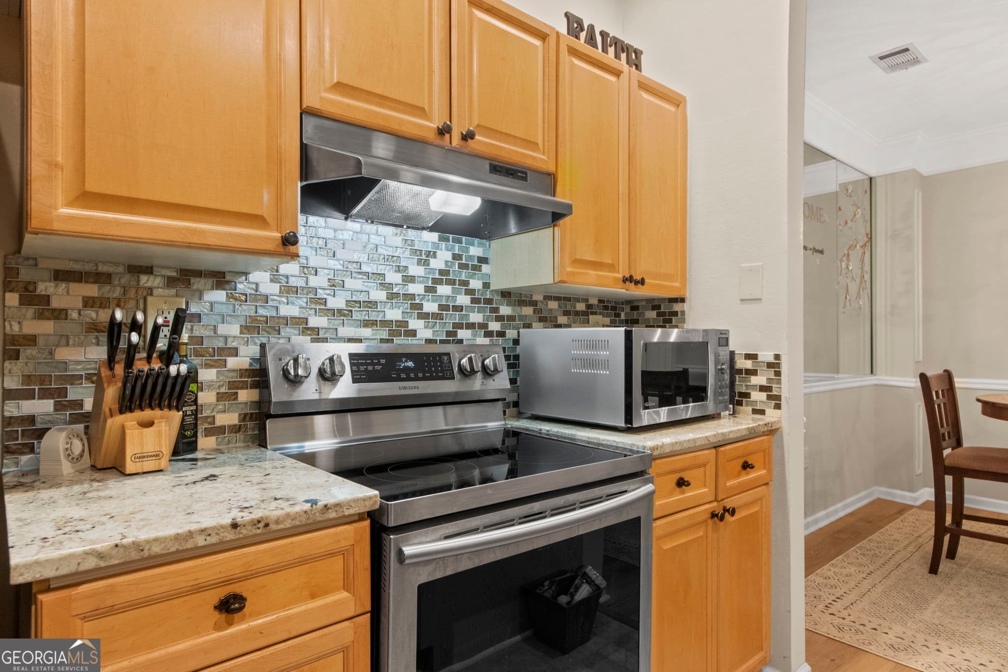 2 bedroom, 2 bathroom, 1,321 sq ft condominium for sale at 933 Sandringham Drive 933, Alpharetta, GA 30004 — photo 10