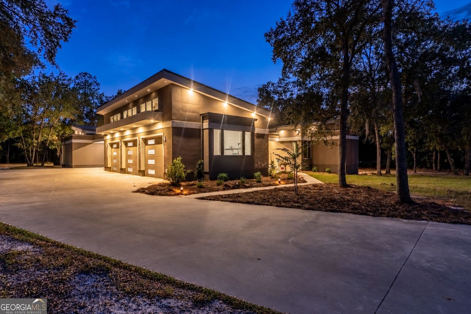 4 bedroom, 3 bathroom, 2,894 sq ft single family residence for sale at 6310 River Chase Drive, Blackshear, GA 31516 — photo 5