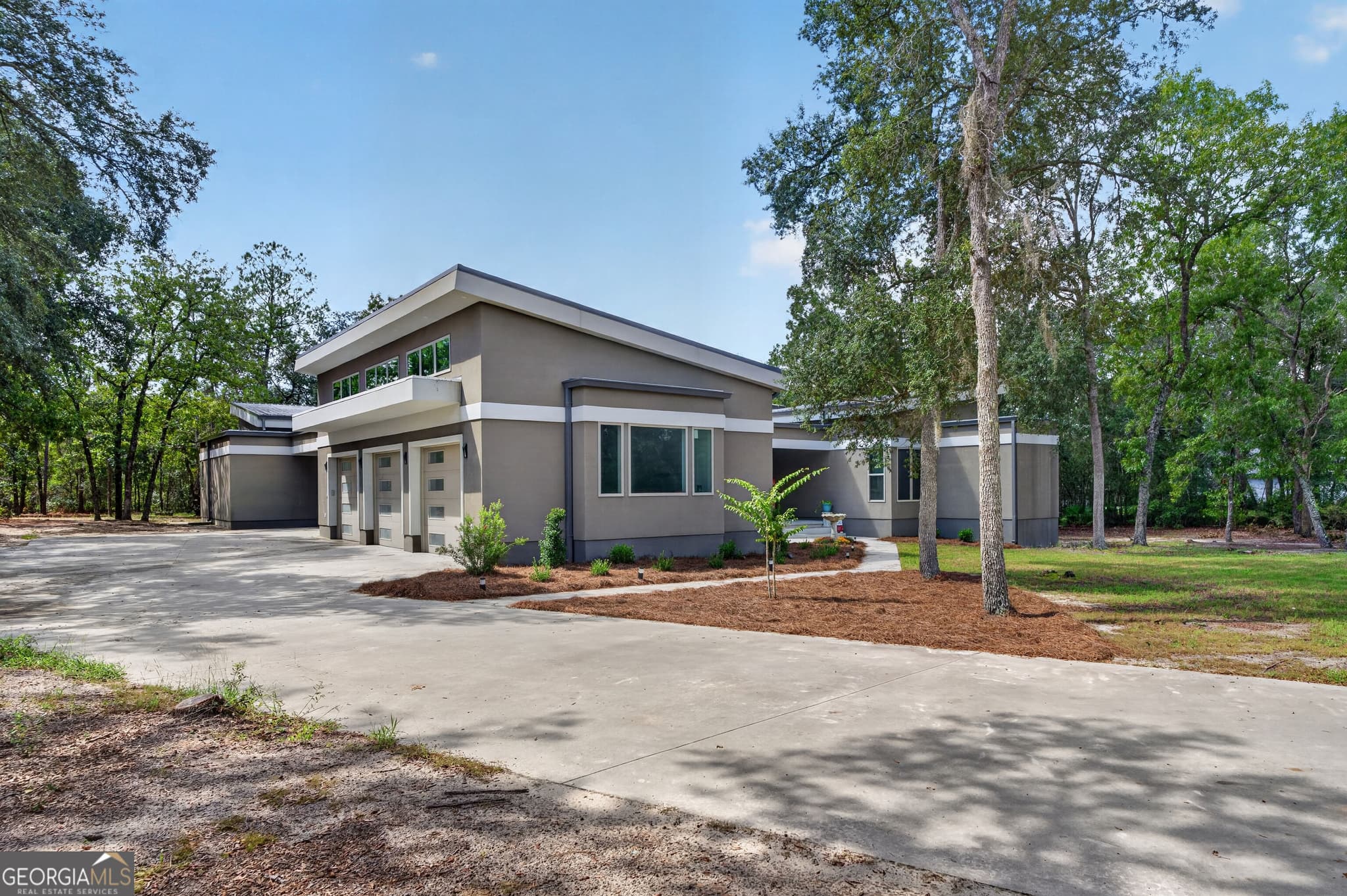 4 bedroom, 3 bathroom, 2,894 sq ft single family residence for sale at 6310 River Chase Drive, Blackshear, GA 31516 — photo 4