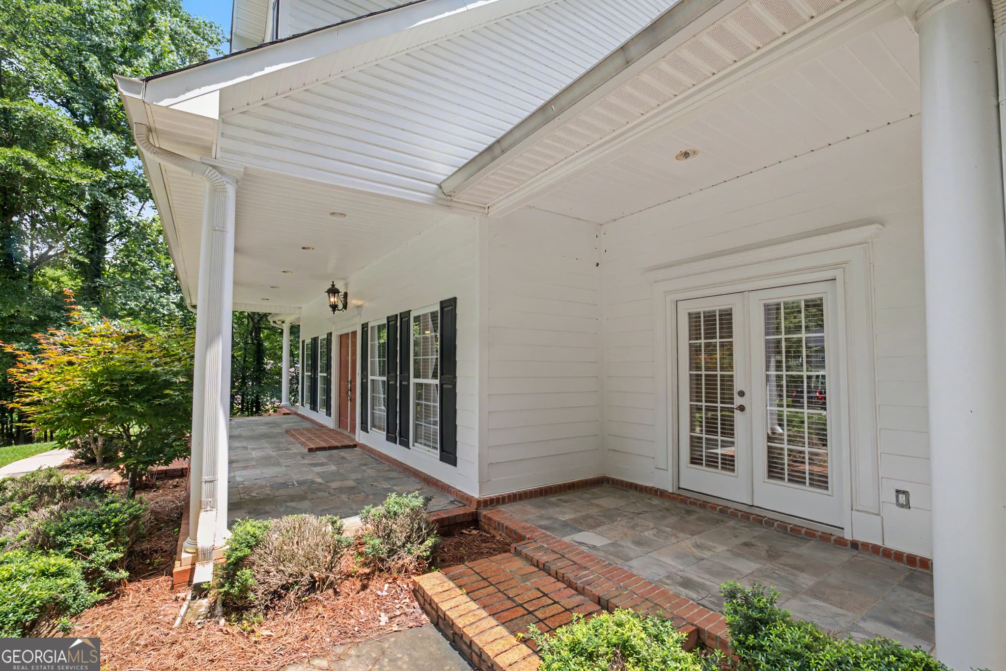 5 bedroom, 3.5 bathroom, 3,977 sq ft single family residence for sale at 107 Cameron Pointe Drive, Lagrange, GA 30240 — photo 5