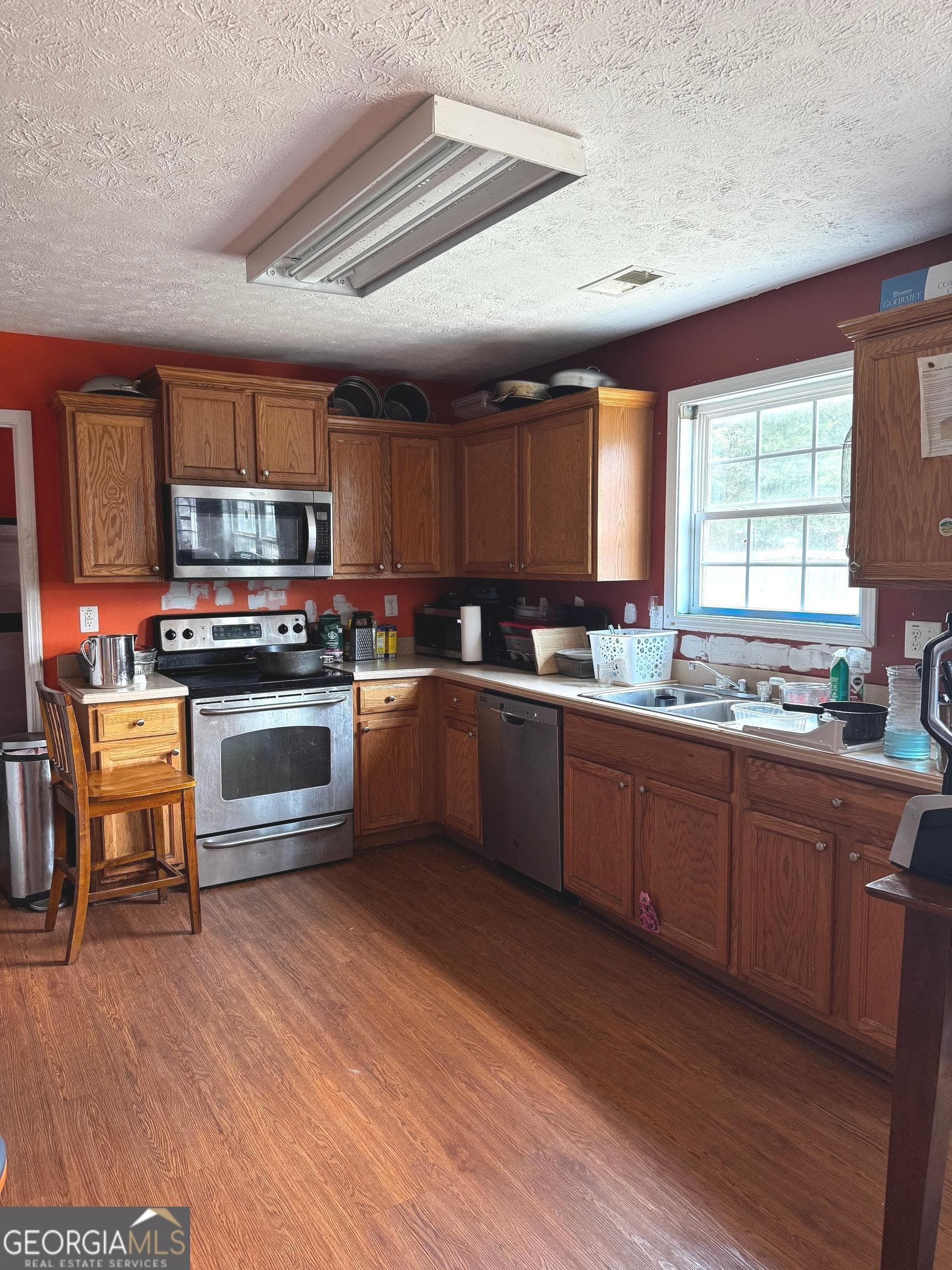 5 bedroom, 2.5 bathroom, 3,096 sq ft single family residence for sale at 4790 Duval Point Way, Snellville, GA 30039 — photo 5