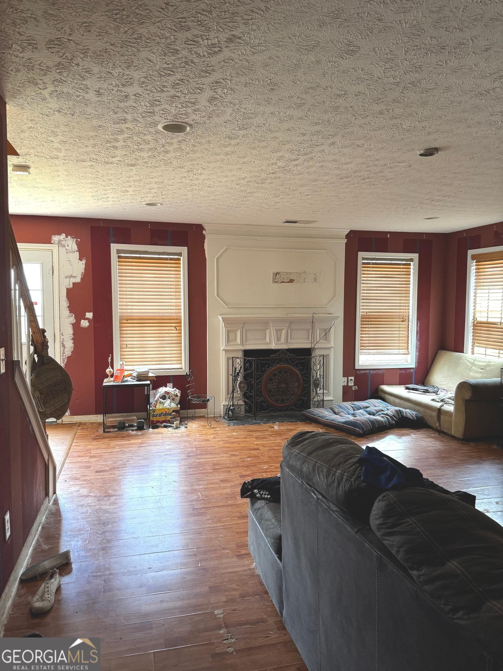 5 bedroom, 2.5 bathroom, 3,096 sq ft single family residence for sale at 4790 Duval Point Way, Snellville, GA 30039 — photo 4