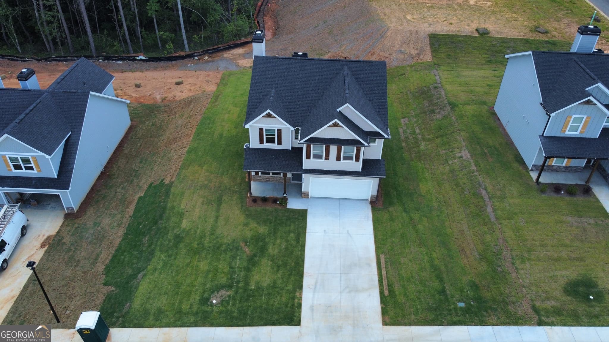4 bedroom, 2.5 bathroom, 2,903 sq ft single family residence for sale at 6467 Plantation Station Drive, Lula, GA 30554 — photo 7
