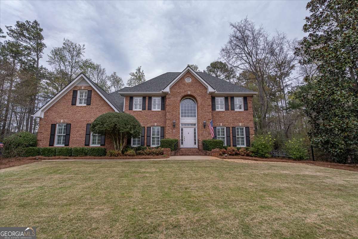 6 bedroom, 4.5 bathroom, 4,092 sq ft single family residence for sale at 154 Melbourne Drive, Athens, GA 30606