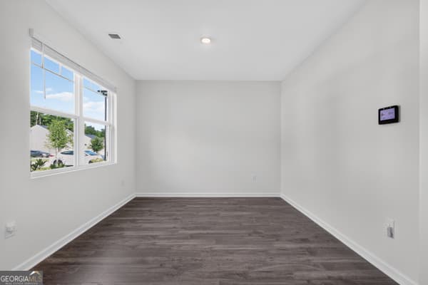 5 bedroom, 3 bathroom single family residence for sale at 3737 SE Chevington Court, Atlanta, GA 30354 — photo 7
