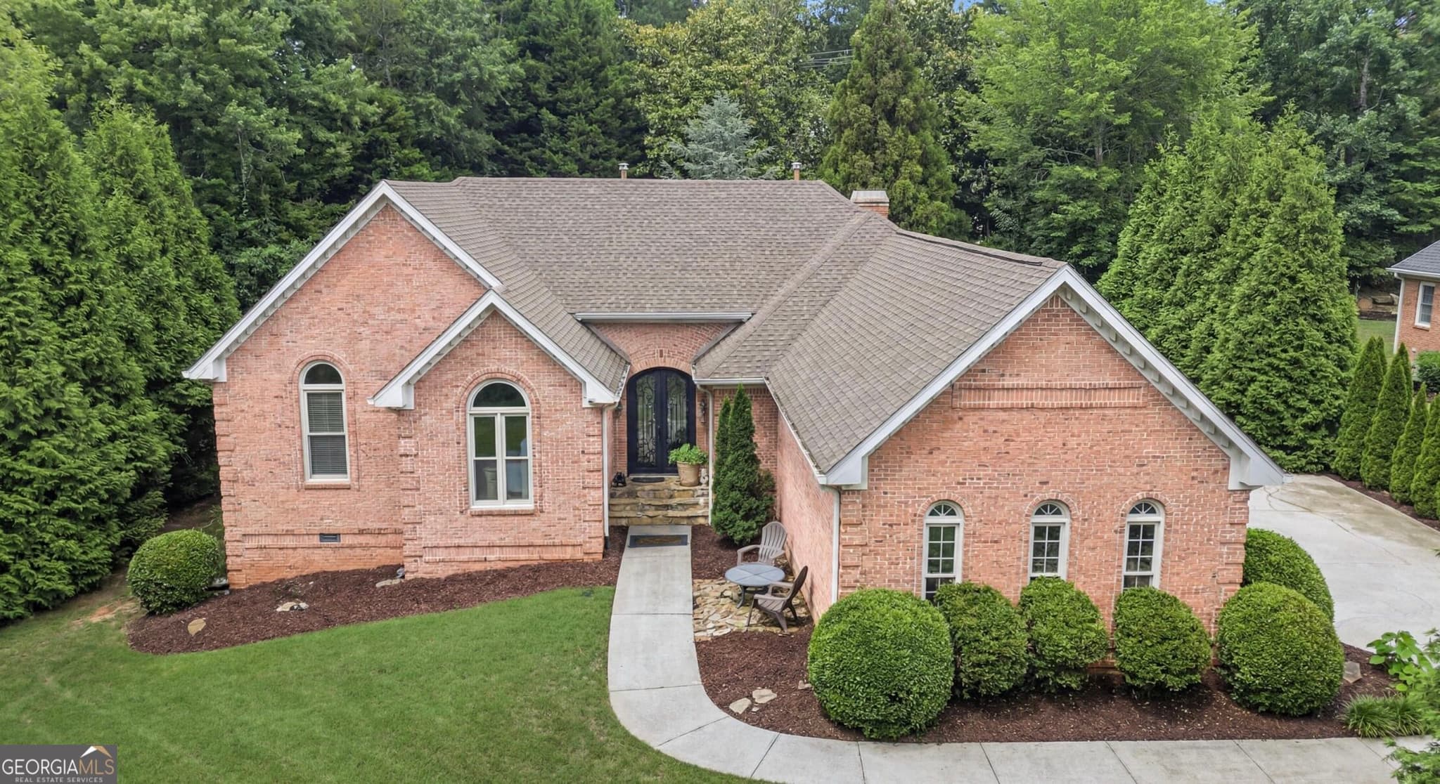 4 bedroom, 3.5 bathroom, 4,413 sq ft single family residence for sale at 4900 Walnut Grove, Johns Creek, GA 30022