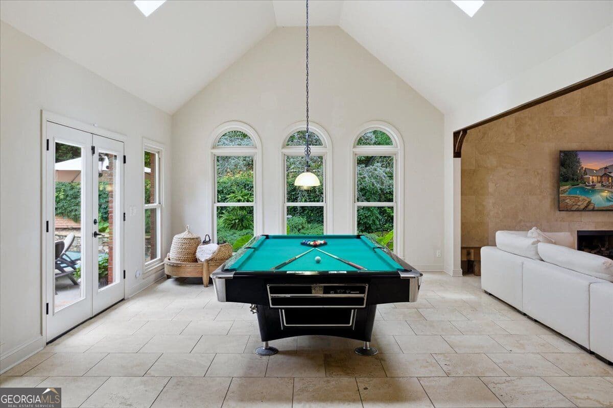 4 bedroom, 3.5 bathroom, 4,413 sq ft single family residence for sale at 4900 Walnut Grove, Johns Creek, GA 30022 — photo 10