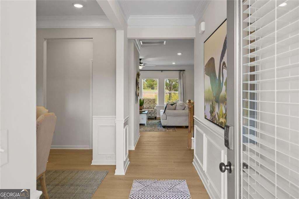 4 bedroom, 2.5 bathroom, 2,565 sq ft single family residence for sale at 7721 Sandpiper Drive, Douglasville, GA 30134 — photo 2