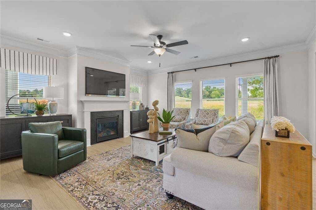 4 bedroom, 2.5 bathroom, 2,565 sq ft single family residence for sale at 7721 Sandpiper Drive, Douglasville, GA 30134 — photo 4