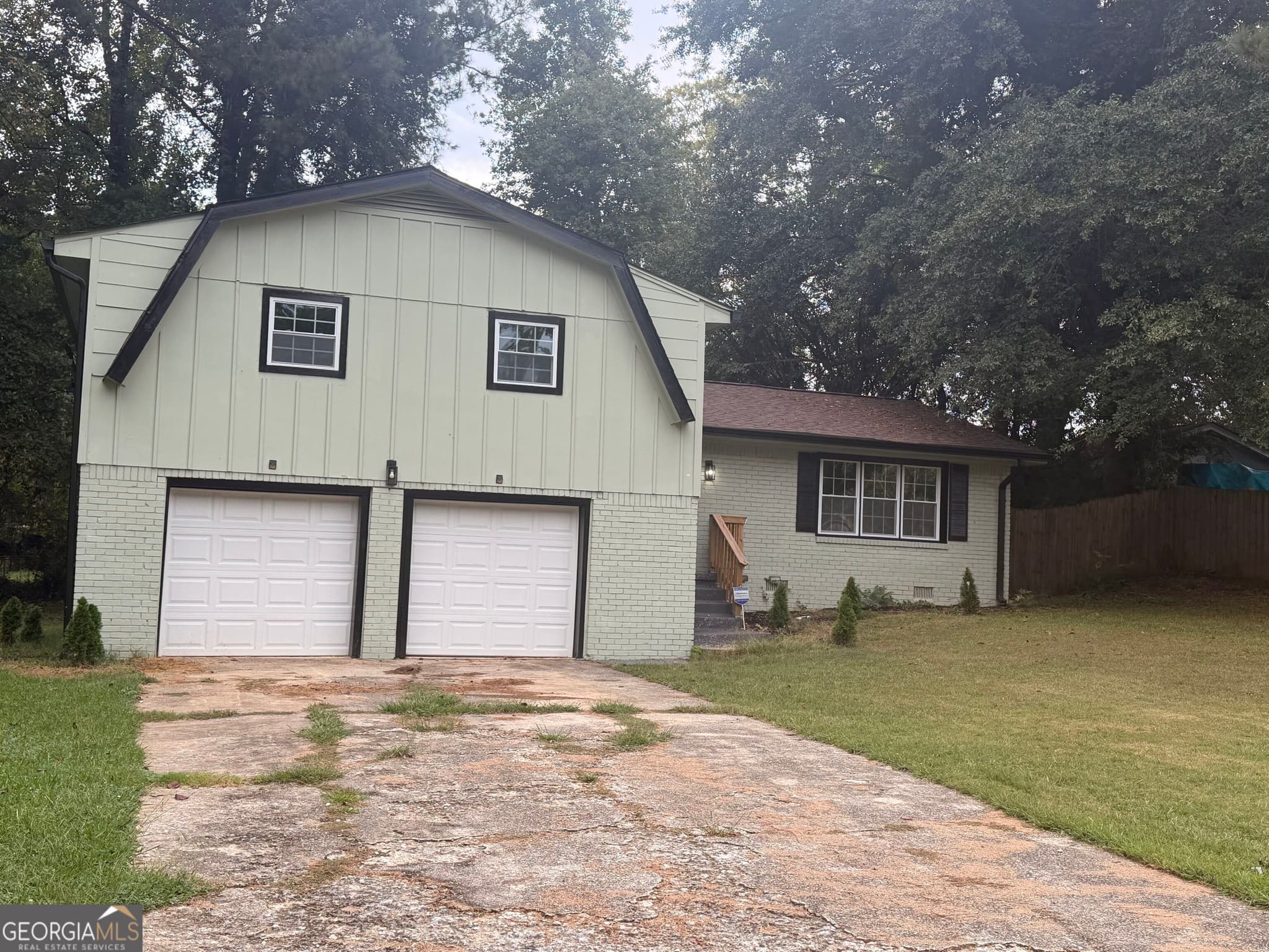 4 bedroom, 3 bathroom, 1,898 sq ft single family residence for rent at 7367 Rountree Drive, Riverdale, GA 30274 for $2,100 a month — photo 2