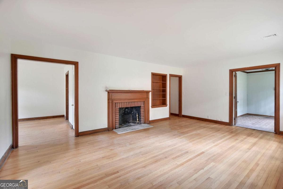 3 bedroom, 2 bathroom, 1,776 sq ft single family residence for sale at 1815 Oak Avenue, Brunswick, GA 31520 — photo 4