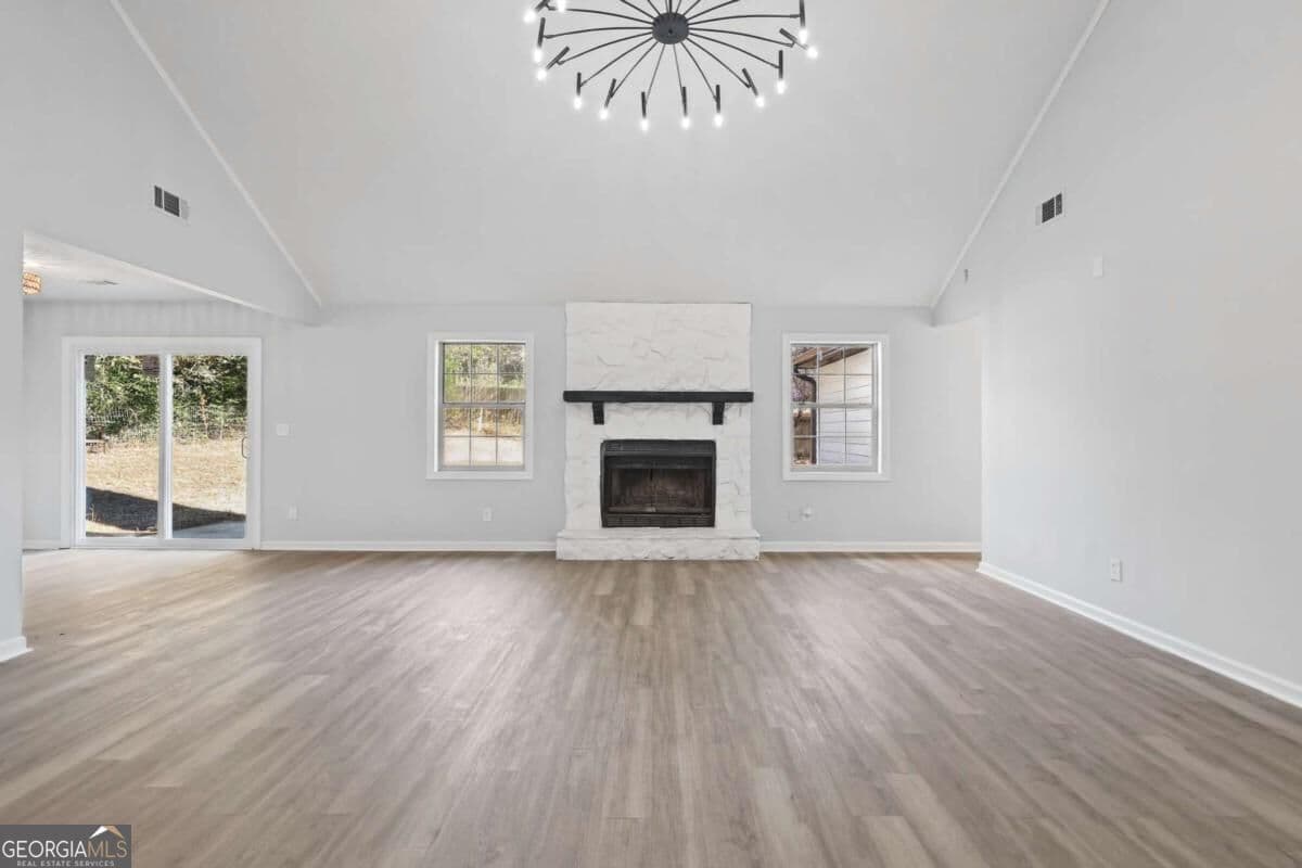 3 bedroom, 2 bathroom, 1,910 sq ft single family residence for sale at 4478 Britt Road, Tucker, GA 30084 — photo 7