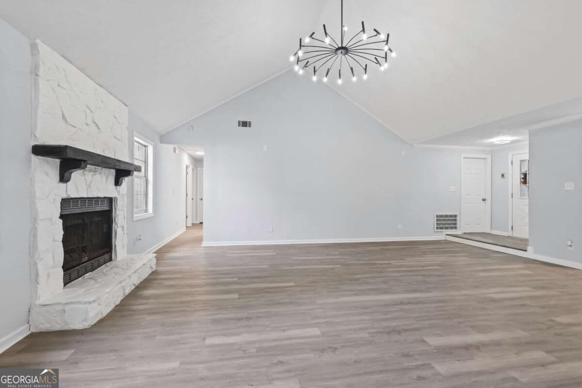 3 bedroom, 2 bathroom, 1,910 sq ft single family residence for sale at 4478 Britt Road, Tucker, GA 30084 — photo 9