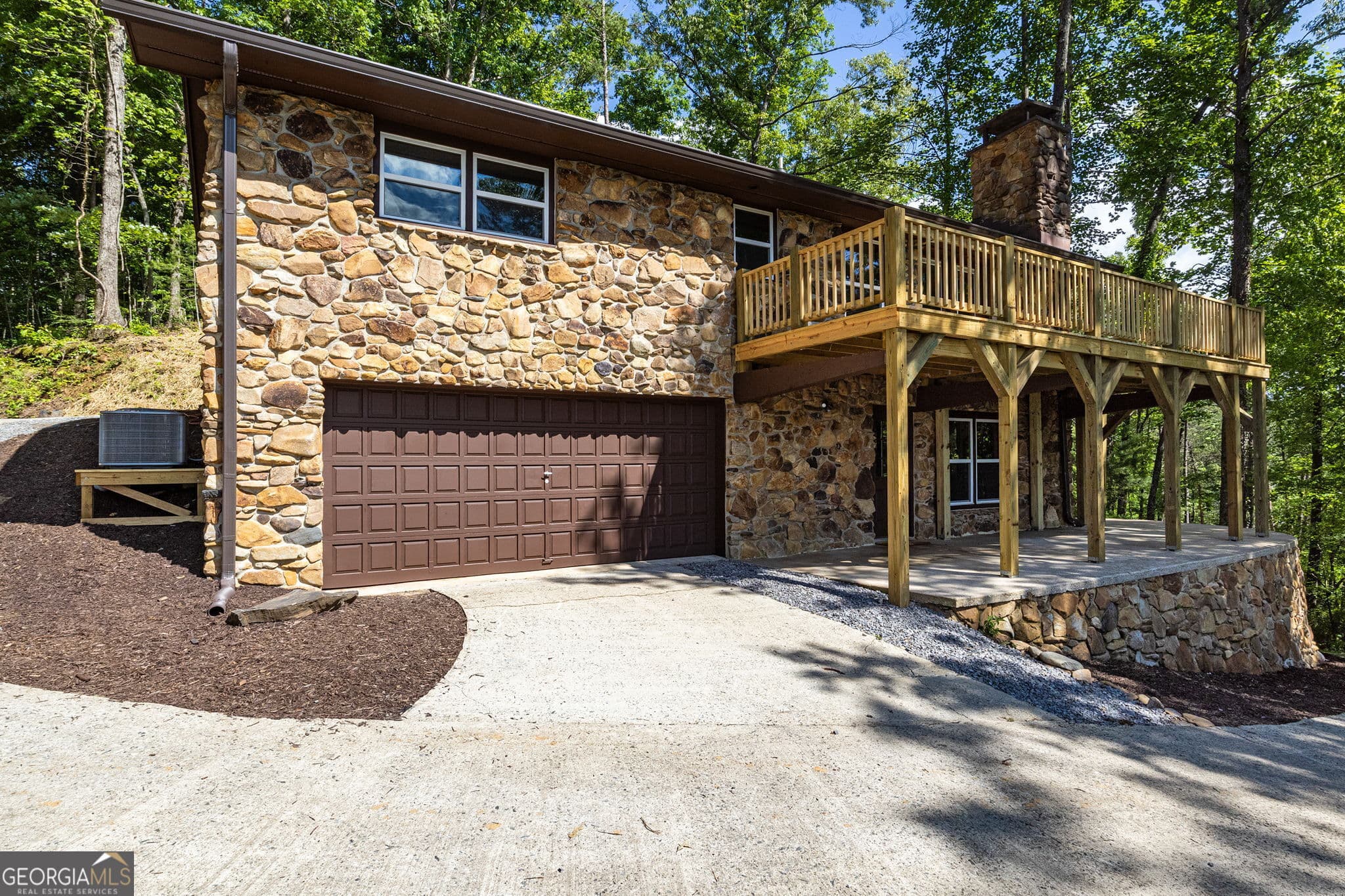 3 bedroom, 3 bathroom single family residence sold at 175 Zekes Trail, Marble, NC 28905