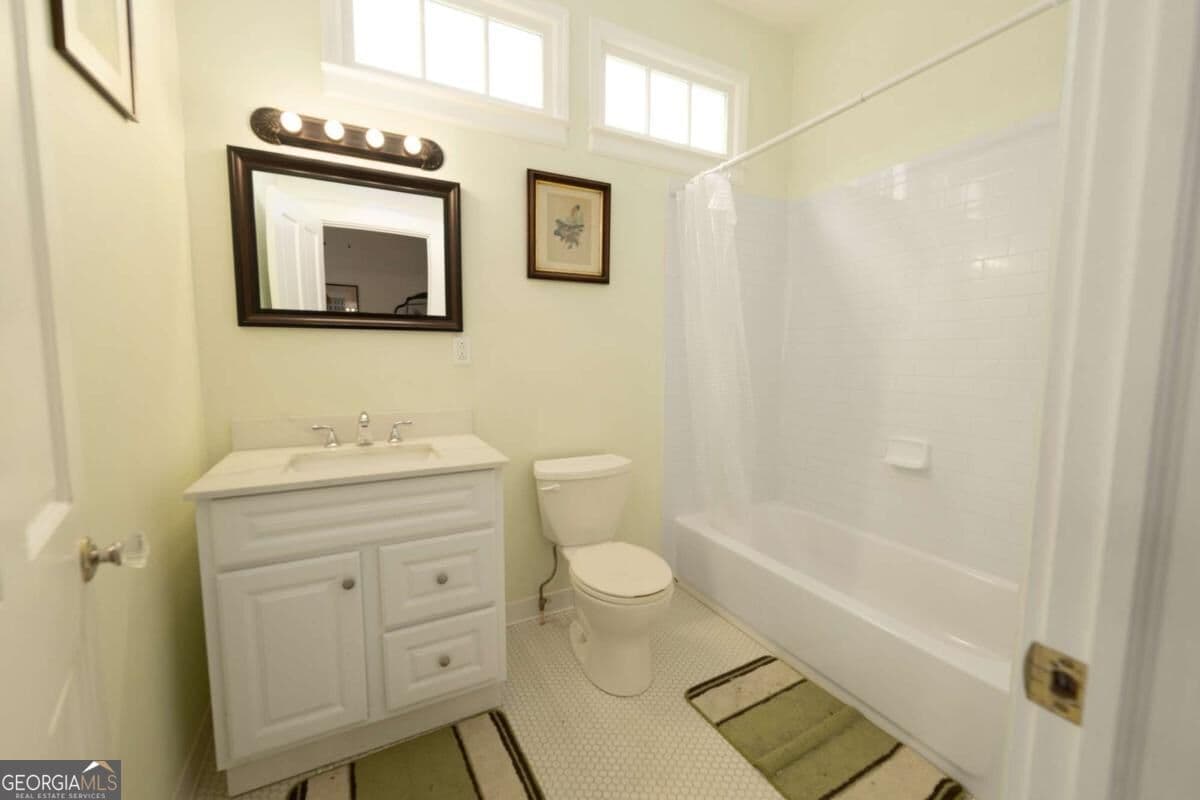 1 bedroom, 2 bathroom, 945 sq ft single family residence for sale at 357 Little Oak Street, Athens, GA 30601 — photo 7