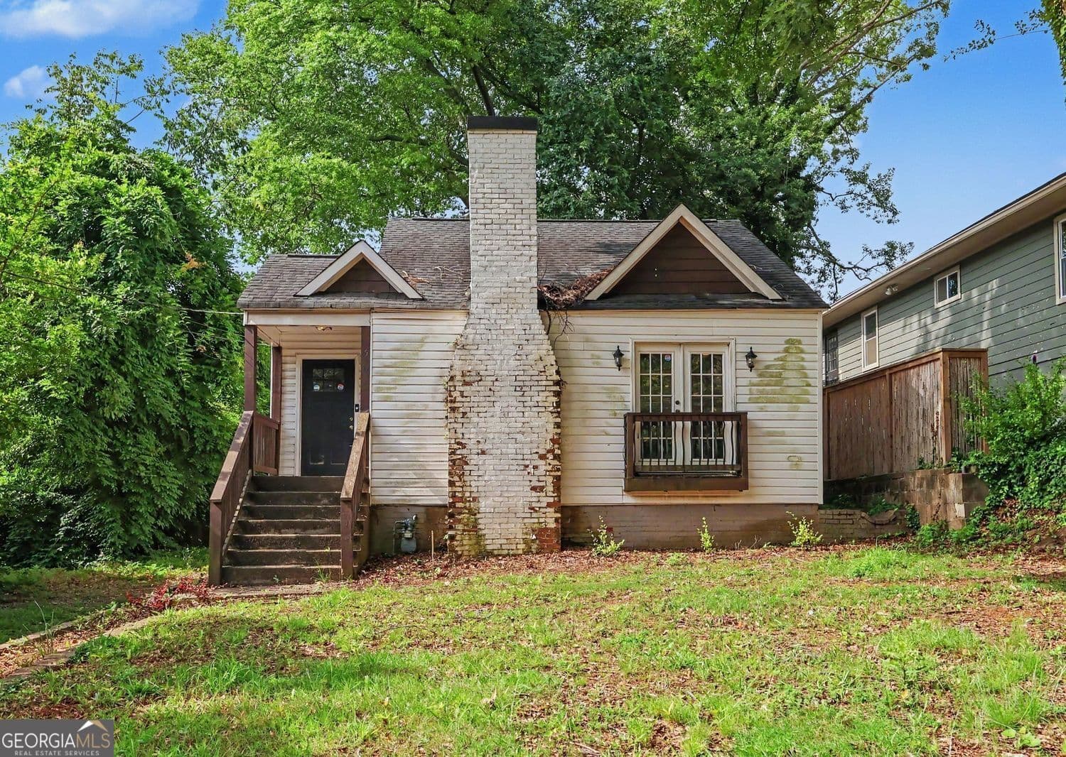 3 bedroom, 2 bathroom, 1,456 sq ft single family residence sold at 510 Walnut Street, Atlanta, GA 30354