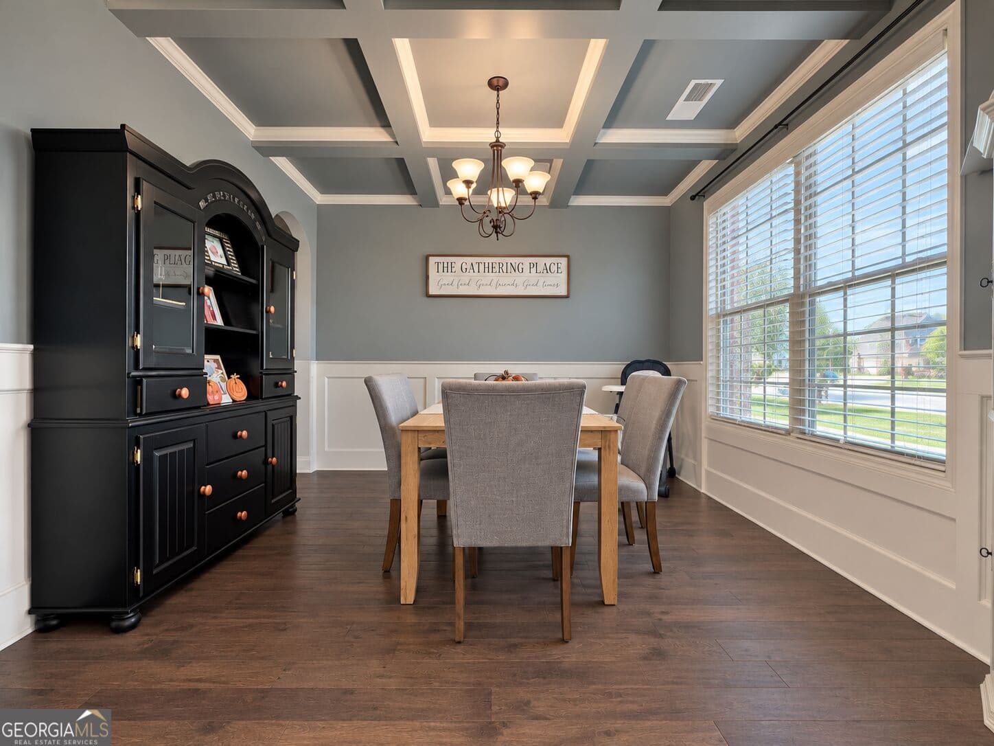 4 bedroom, 2.5 bathroom, 2,874 sq ft single family residence for sale at 424 Post Oak Way, Warner Robins, GA 31088 — photo 6
