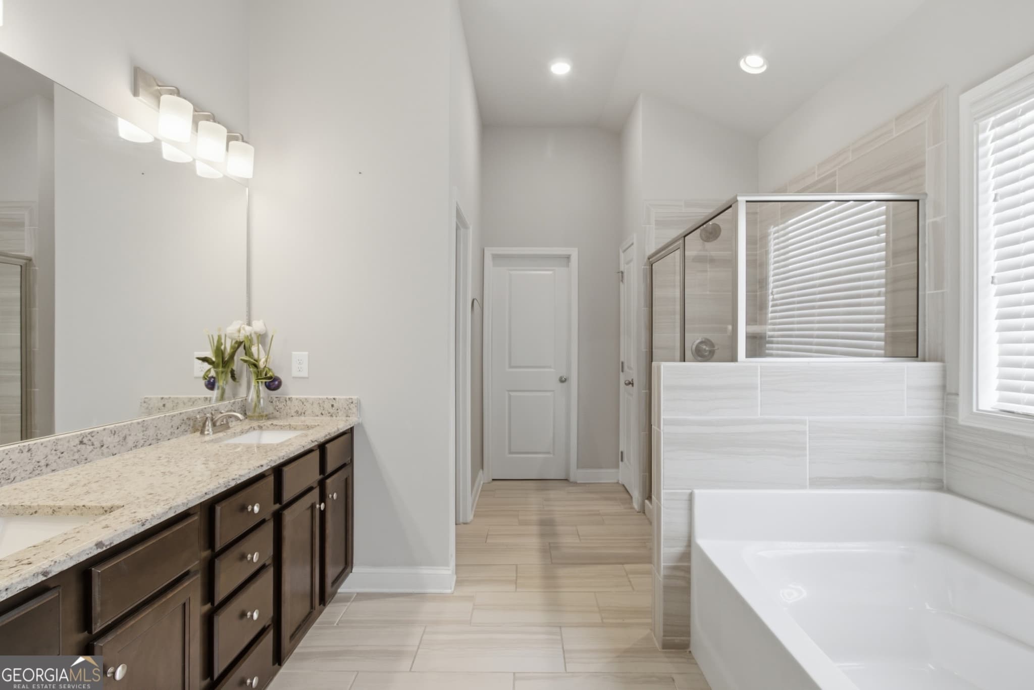 4 bedroom, 2.5 bathroom, 2,526 sq ft single family residence for sale at 114 Henson Farm Drive, Loganville, GA 30052 — photo 7