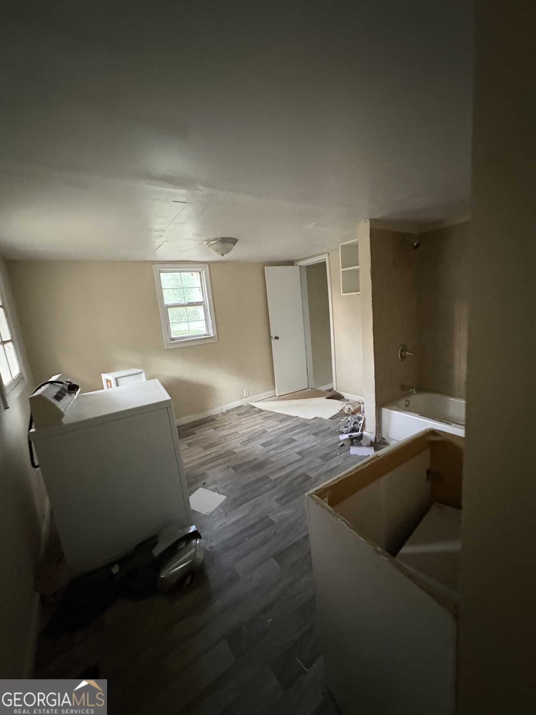4 bedroom, 2.5 bathroom, 2,536 sq ft single family residence for sale at 110 Peach Orchard Road, Ivey, GA 31031 — photo 5