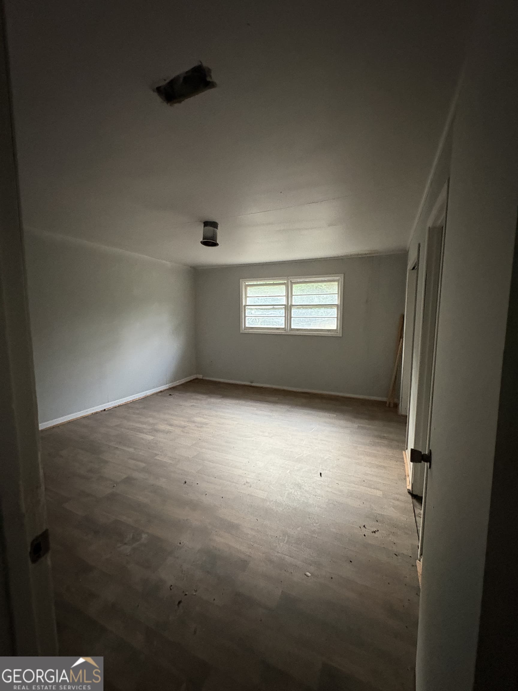 4 bedroom, 2.5 bathroom, 2,536 sq ft single family residence for sale at 110 Peach Orchard Road, Ivey, GA 31031 — photo 10