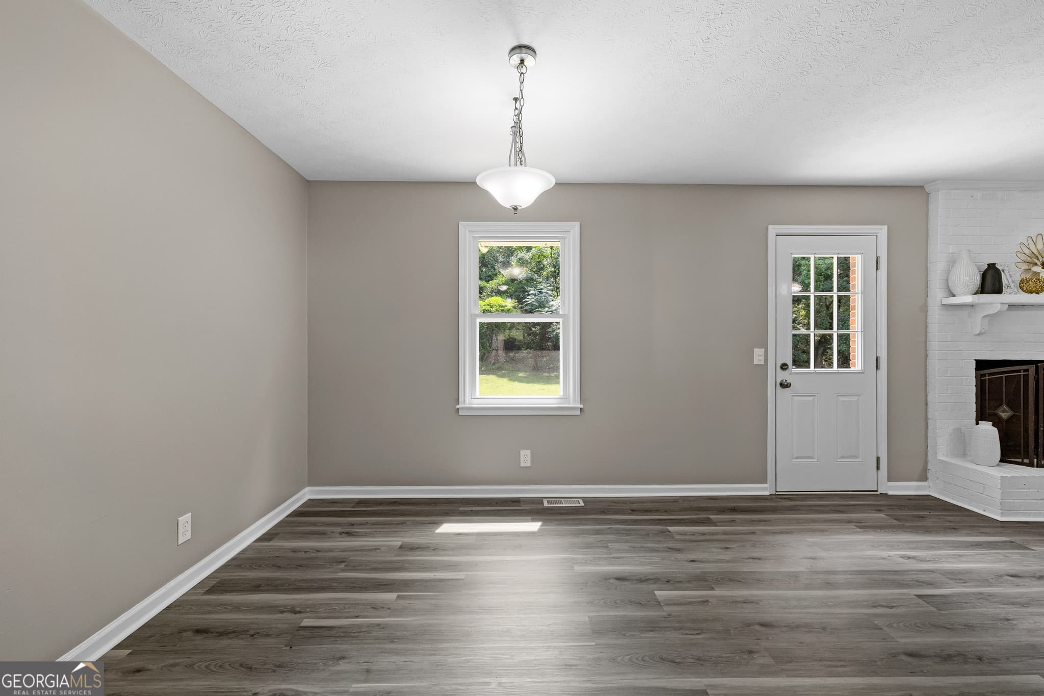 3 bedroom, 2 bathroom, 1,266 sq ft single family residence under contract at 114 Paddle Wheel Drive, Lagrange, GA 30240 — photo 10