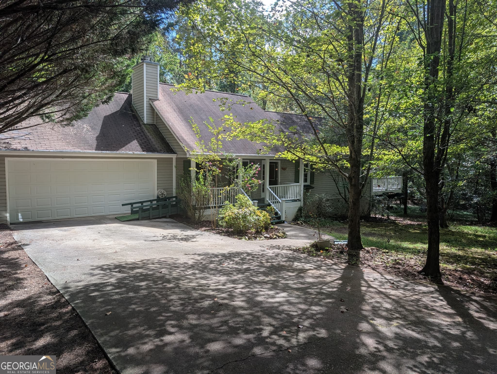 3 bedroom, 2.5 bathroom, 1,608 sq ft single family residence for sale at 191 Bern Vista, Sautee Nacoochee, GA 30571 — photo 2