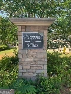 3 bedroom, 2.5 bathroom, 1,320 sq ft townhouse for sale at 144 Blake Avenue, Jackson, GA 30233 — photo 3