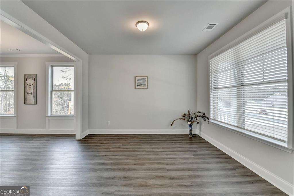 4 bedroom, 2.5 bathroom, 2,736 sq ft single family residence for sale at 3328 Sir Gregory Manor, Lawrenceville, GA 30044 — photo 7
