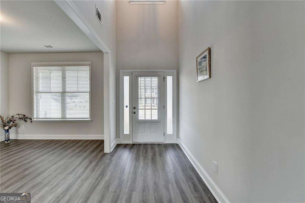 4 bedroom, 2.5 bathroom, 2,736 sq ft single family residence for sale at 3328 Sir Gregory Manor, Lawrenceville, GA 30044 — photo 5