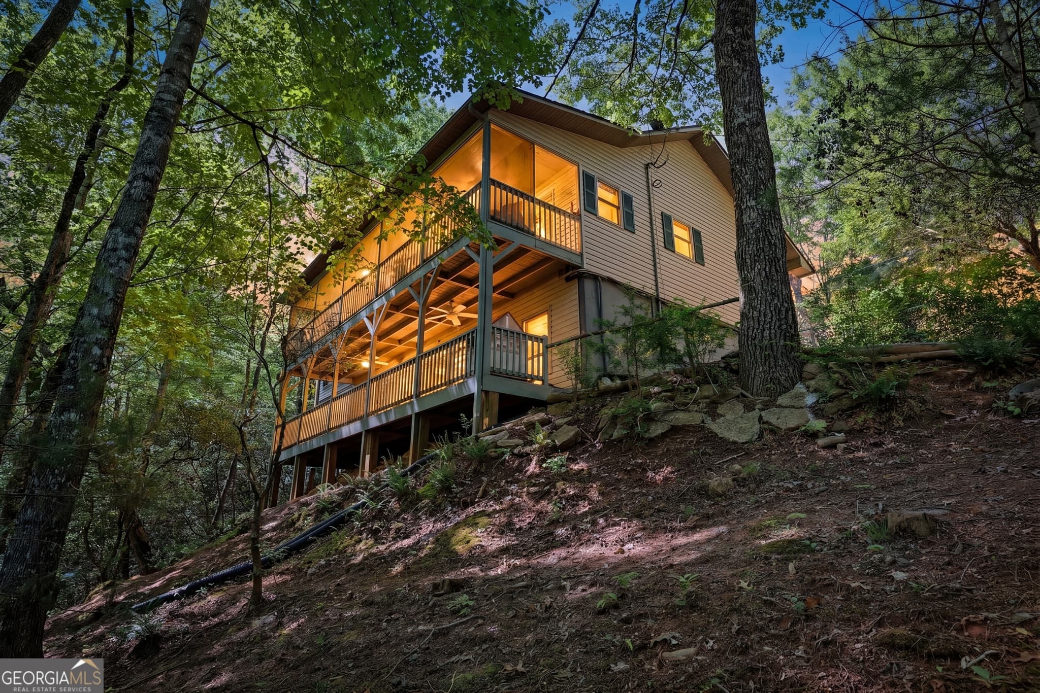 3 bedroom, 3 bathroom, 2,688 sq ft single family residence for sale at 584 Battle Branch Vistas Drive, Franklin, NC 28734