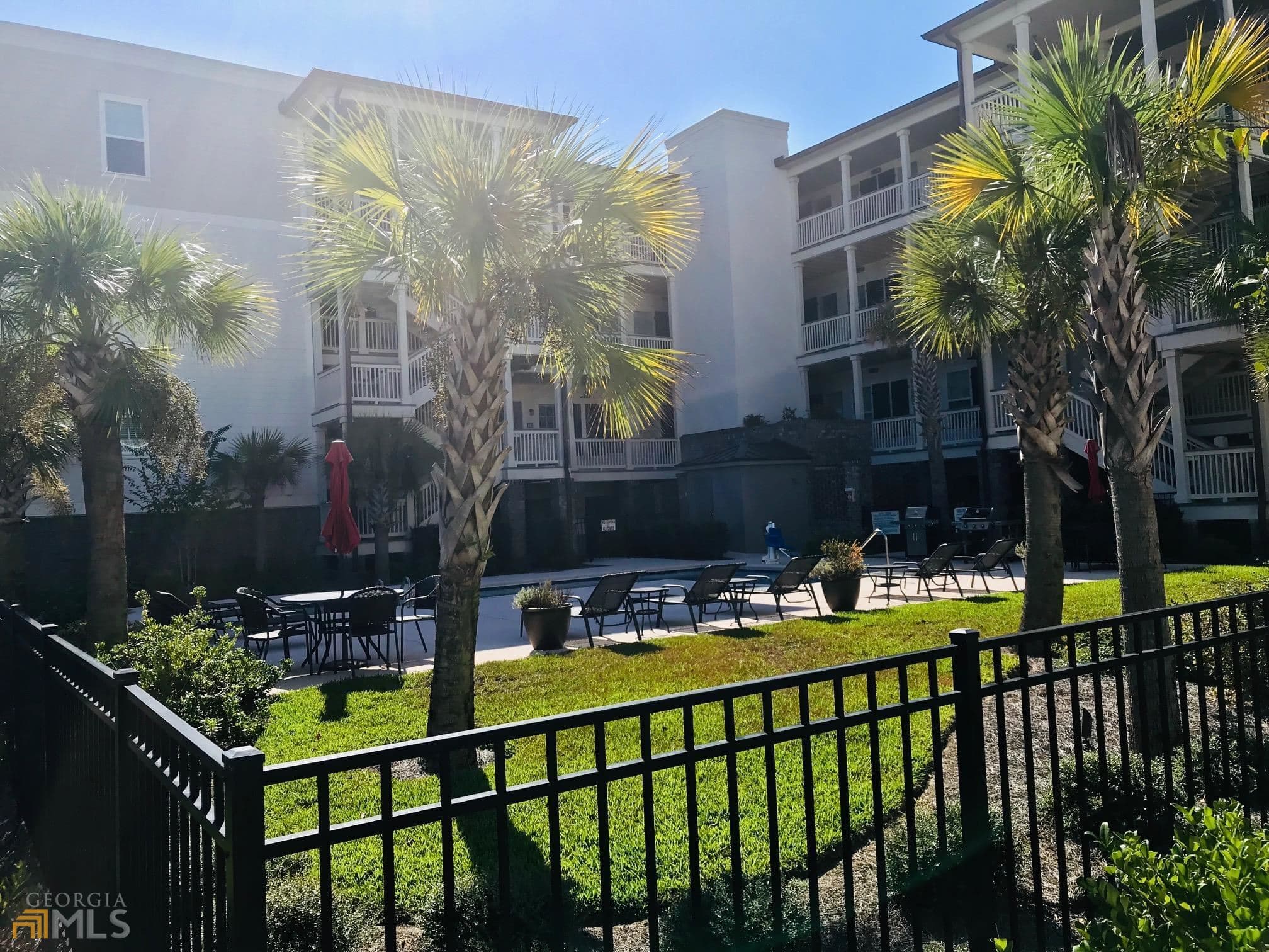 3 bedroom, 2 bathroom, 1,760 sq ft condominium for rent at 111 Gascoigne Avenue 204, St. Simons, GA 31522 for $5,500 a month — photo 7