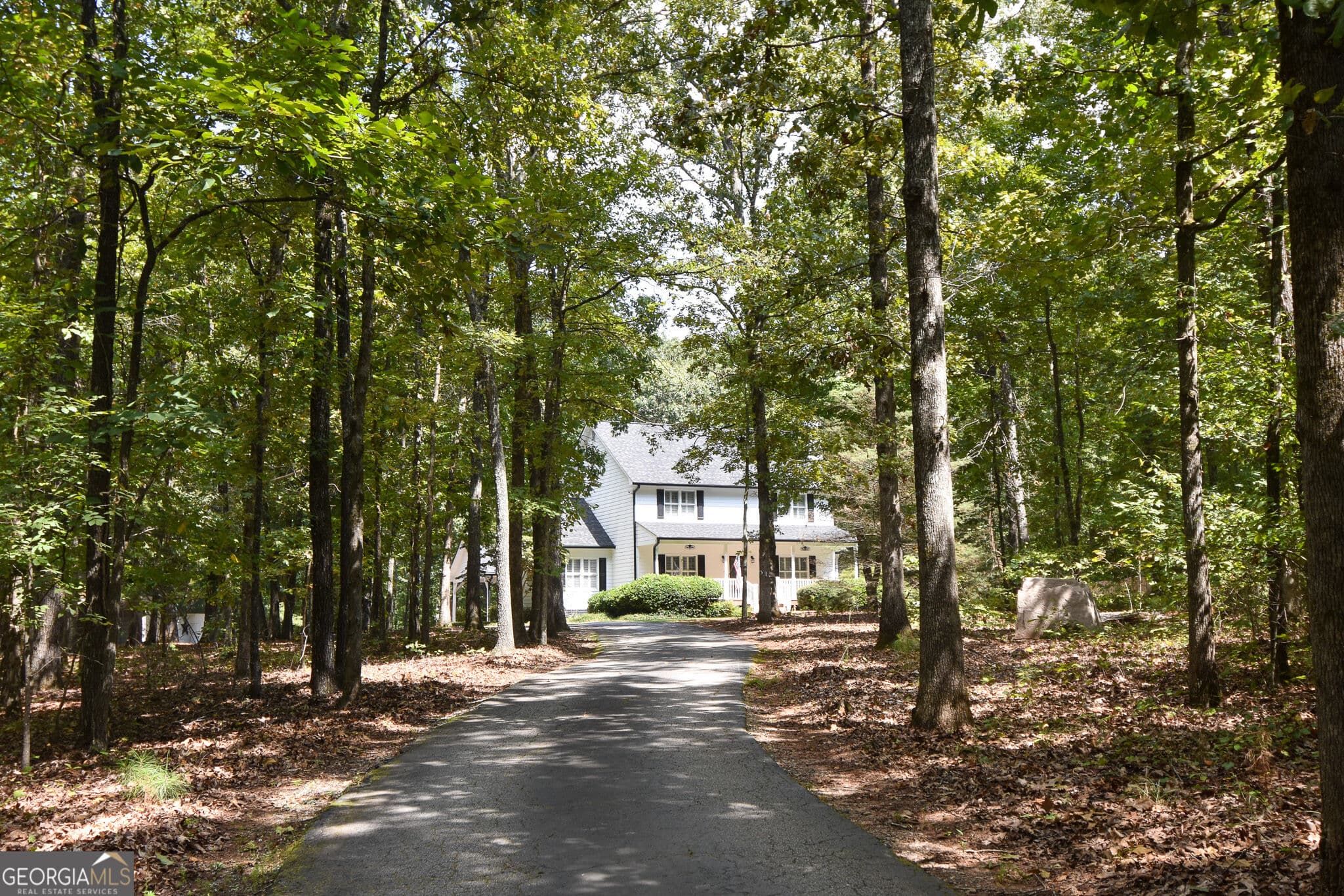 6 bedroom, 5.5 bathroom, 5,223 sq ft single family residence for sale at 279 Chestnut Hill Road, Griffin, GA 30224 — photo 4