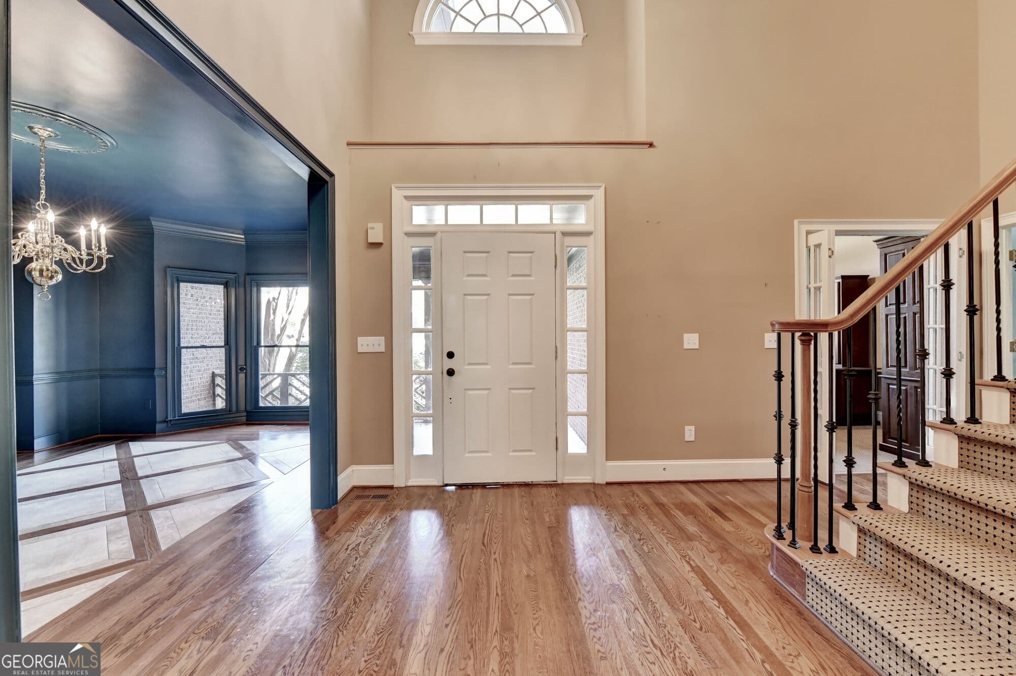 5 bedroom, 4.5 bathroom, 5,258 sq ft single family residence for sale at 4081 Blue Iris Hollow, Peachtree Corners, GA 30092 — photo 6