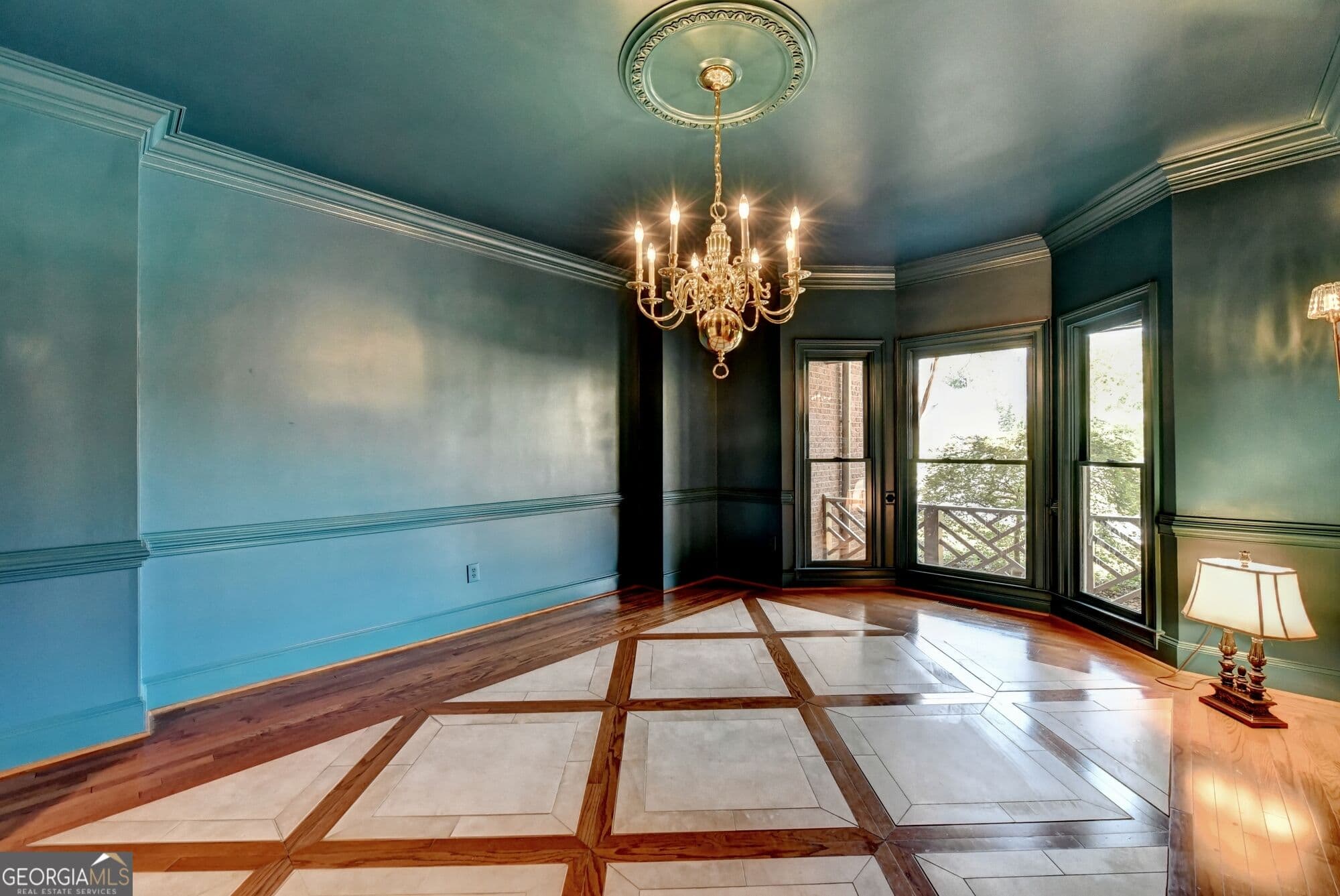 5 bedroom, 4.5 bathroom, 5,258 sq ft single family residence for sale at 4081 Blue Iris Hollow, Peachtree Corners, GA 30092 — photo 10