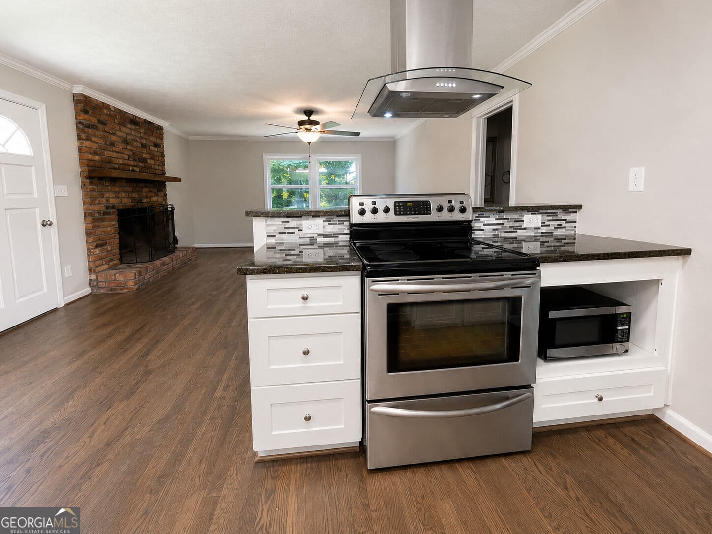 3 bedroom, 2.5 bathroom, 1,628 sq ft single family residence for rent at 3148 Roberts Road, Duluth, GA 30096 for $2,400 a month — photo 7