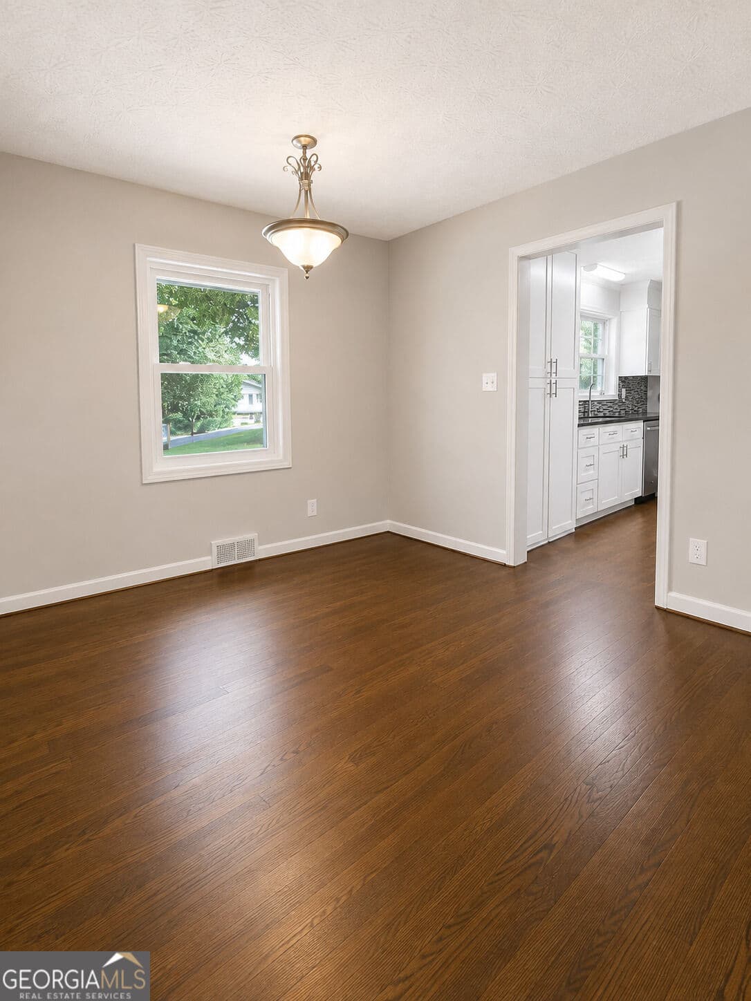 3 bedroom, 2.5 bathroom, 1,628 sq ft single family residence for rent at 3148 Roberts Road, Duluth, GA 30096 for $2,400 a month — photo 10