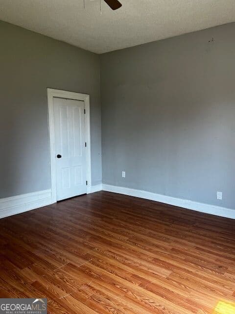 3 bedroom, 1 bathroom, 1,279 sq ft single family residence for sale at 2033 Third Avenue, Macon, GA 31204 — photo 3