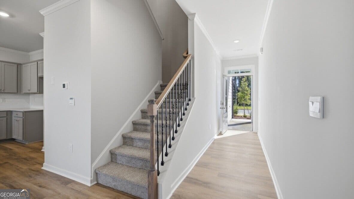 3 bedroom, 2.5 bathroom, 1,857 sq ft townhouse for sale at 127 Addison Trace, Dawsonville, GA 30534 — photo 3