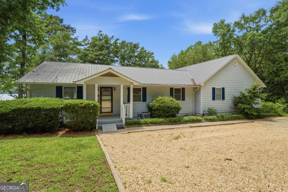 5 bedroom, 4 bathroom single family residence for sale at 179 Napier Drive, Eatonton, GA 31024 — photo 2
