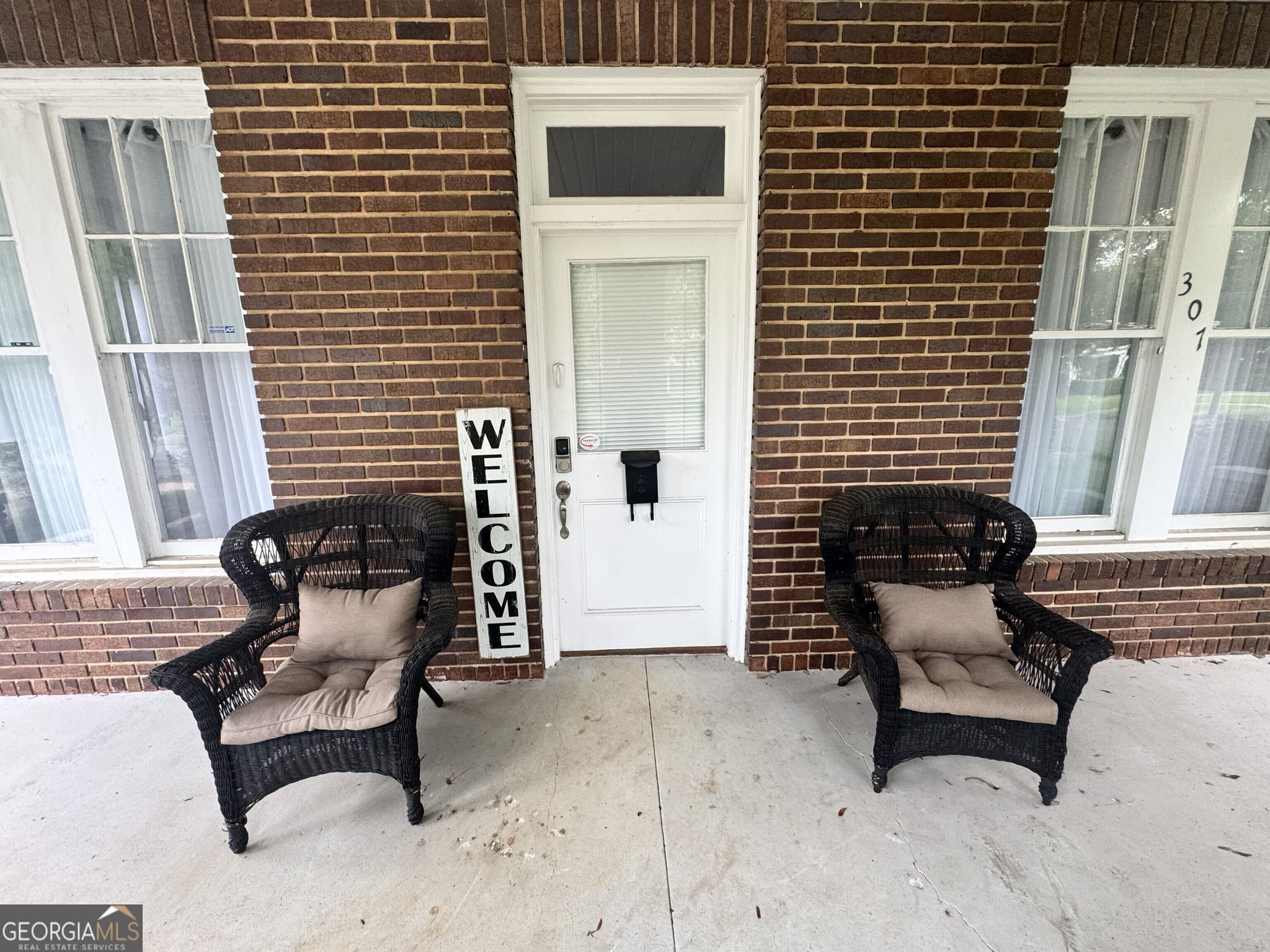 5 bedroom, 3.5 bathroom, 3,344 sq ft single family residence for sale at 307 W Church Street, Fort Valley, GA 31030 — photo 2