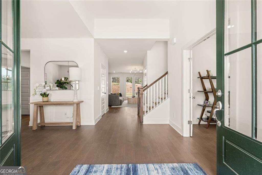 5 bedroom, 4.5 bathroom, 3,789 sq ft single family residence for sale at 8290 Creekside Overlook Drive, Gainesville, GA 30506 — photo 8