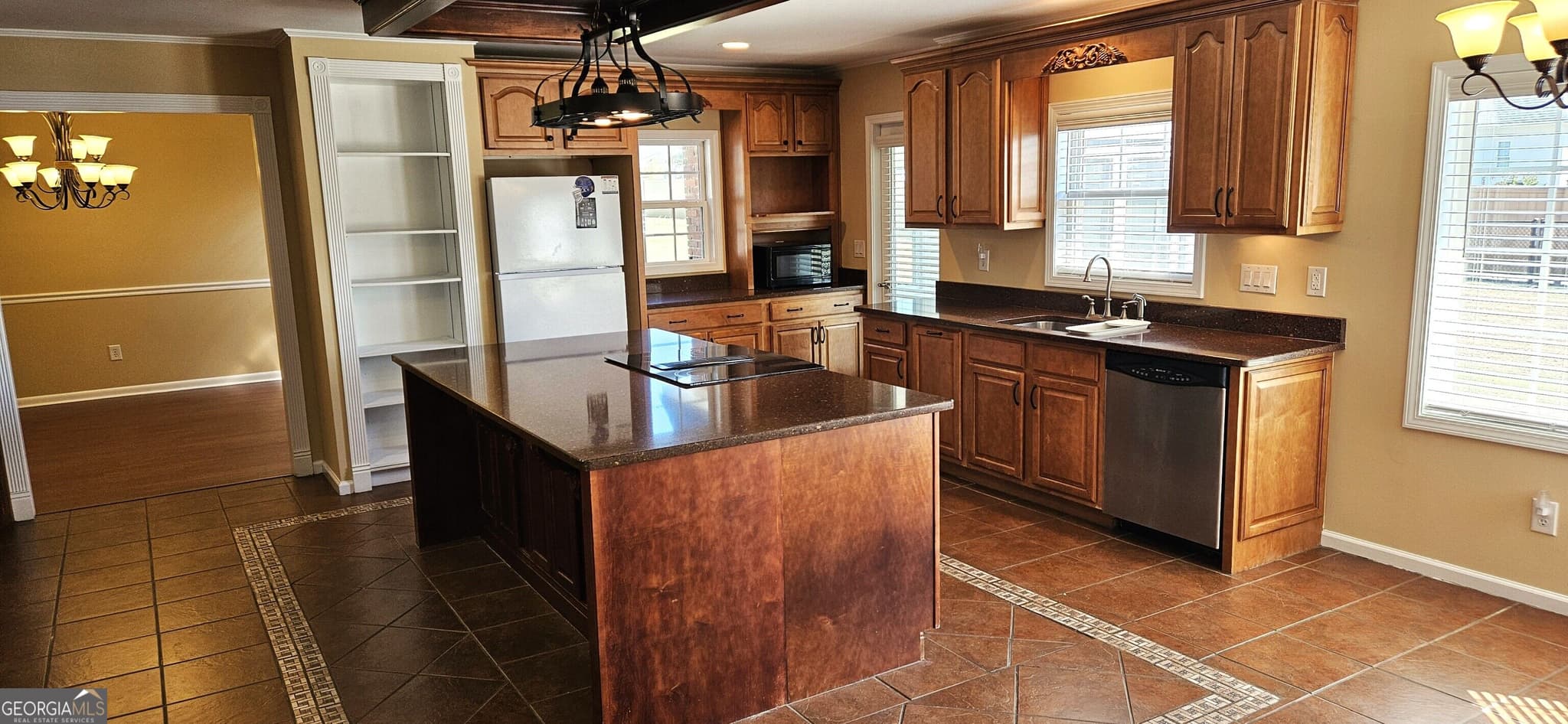 4 bedroom, 3 bathroom, 3,006 sq ft single family residence for sale at 402 Brannen Drive, Statesboro, GA 30458 — photo 9