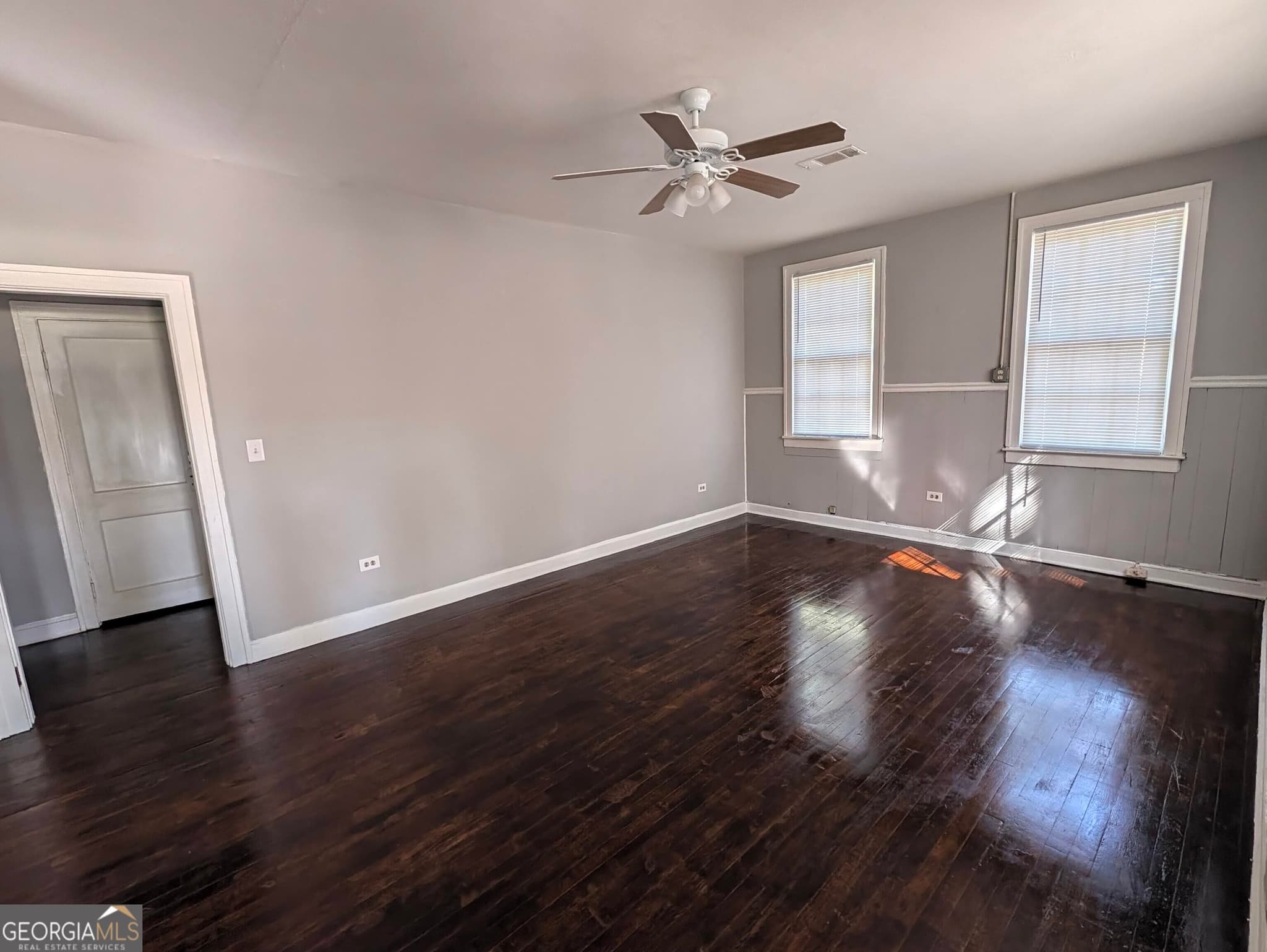 2 bedroom, 1 bathroom, 1,144 sq ft single family residence for sale at 509 N Harding Street, Albany, GA 31701 — photo 2